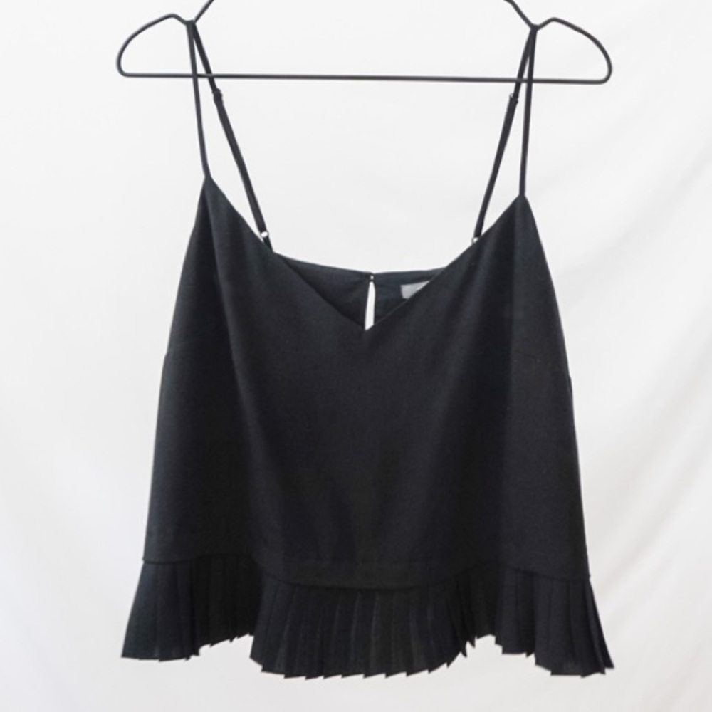 French connection pleated crop tank adjustable